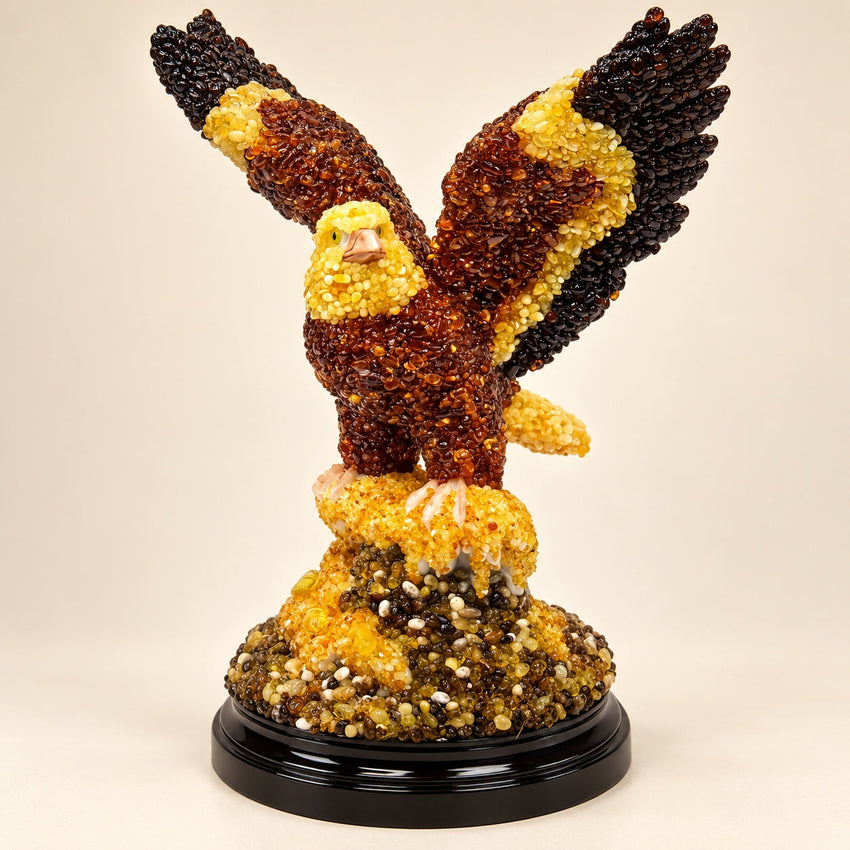 Figurines & Decorative Pieces